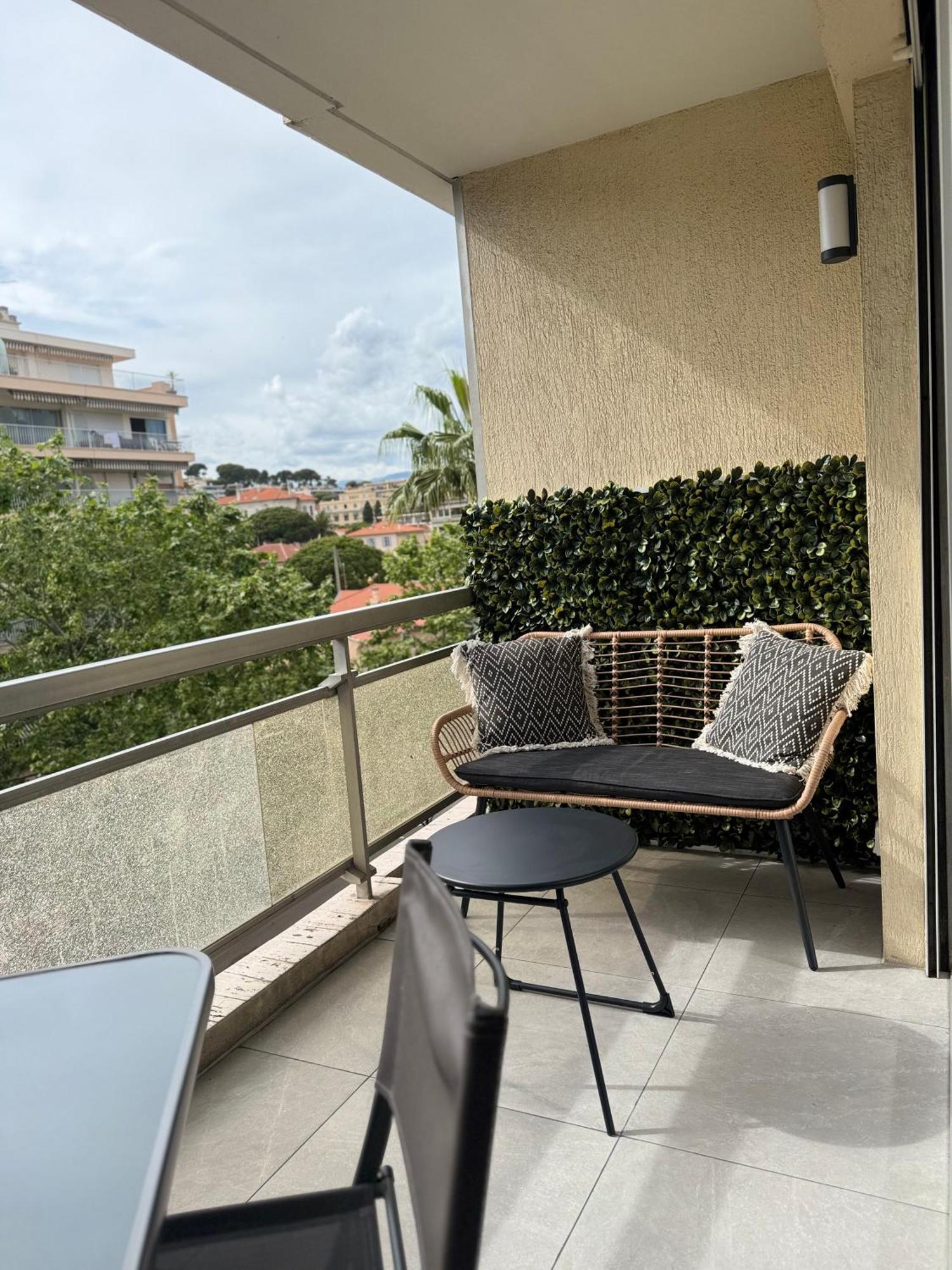 Cosy Appartement, Centre-Ville Cannes, Terrasse, Clim Buitenkant foto