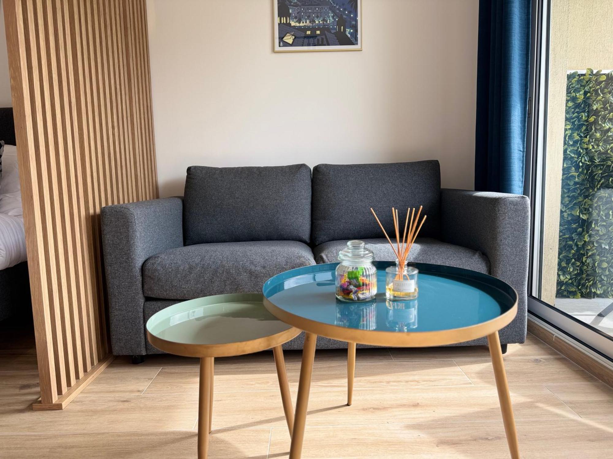 Cosy Appartement, Centre-Ville Cannes, Terrasse, Clim Buitenkant foto